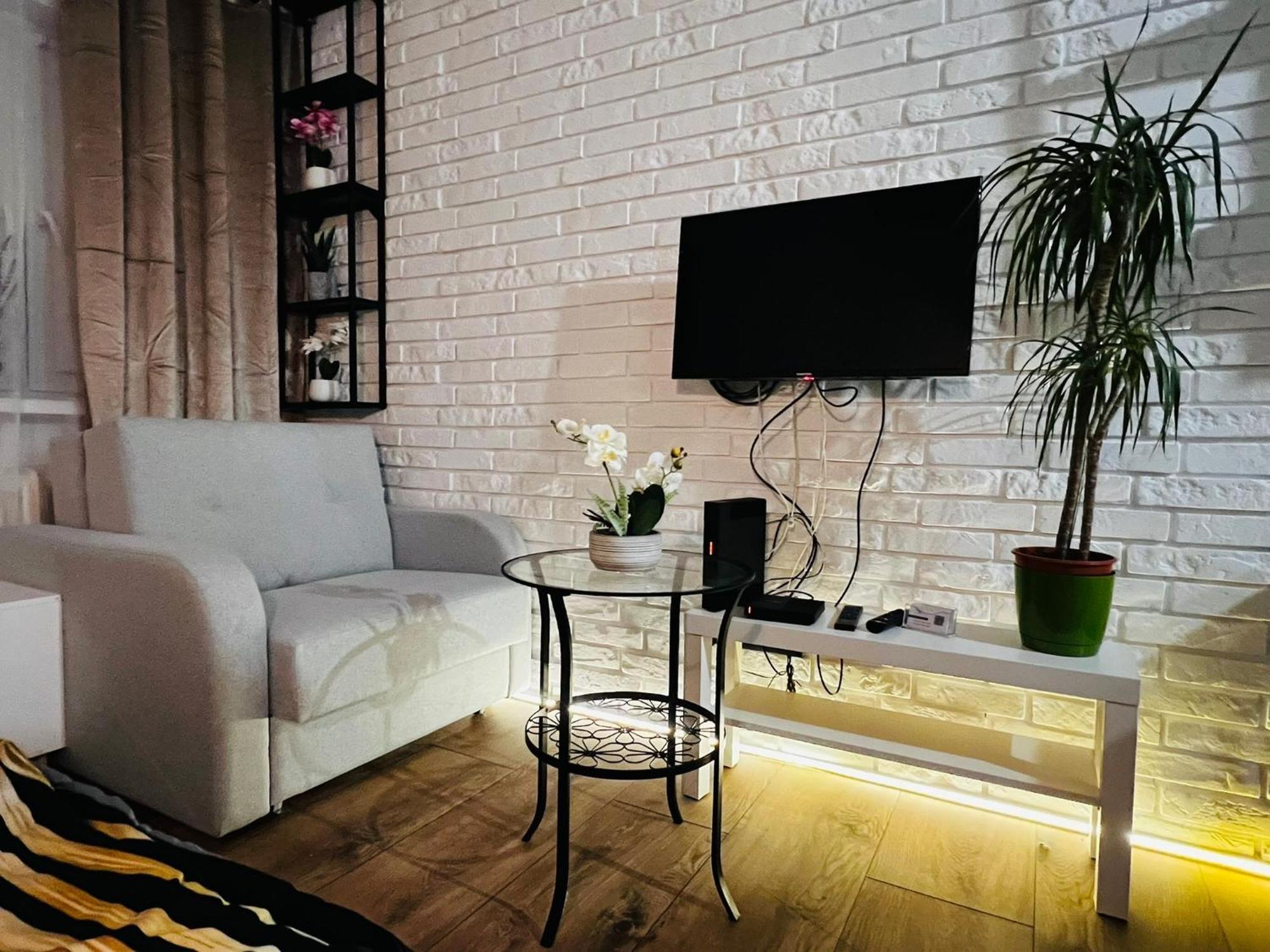 Kameralna Kawalerka W Stylu Loftu Blisko Centrum วอร์ซอ ภายนอก รูปภาพ