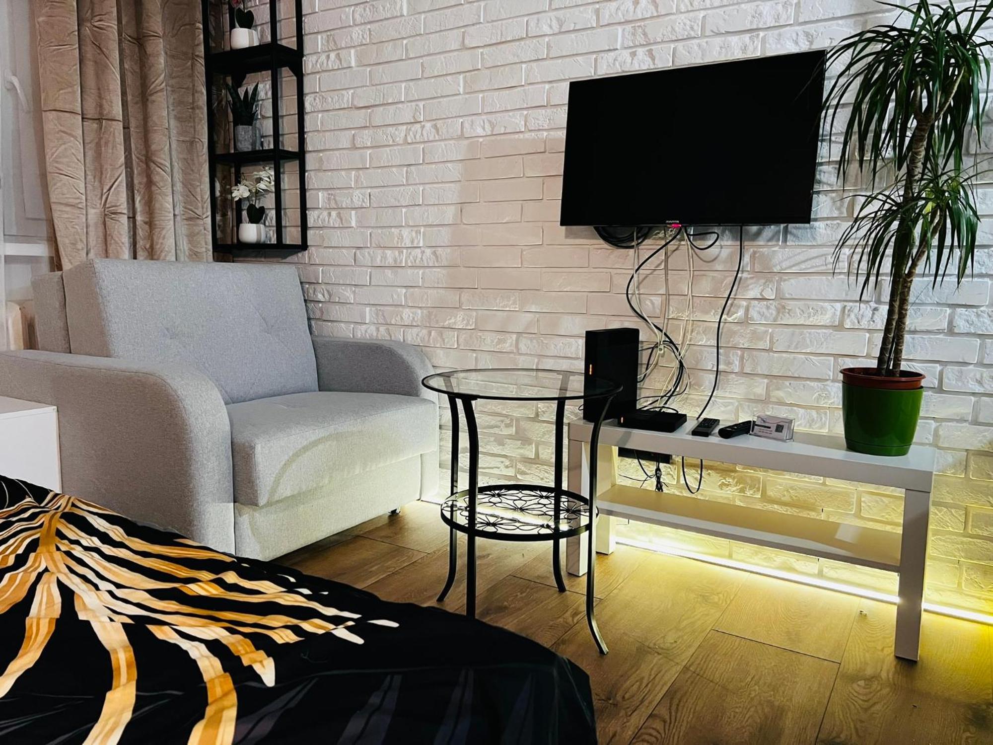 Kameralna Kawalerka W Stylu Loftu Blisko Centrum วอร์ซอ ภายนอก รูปภาพ